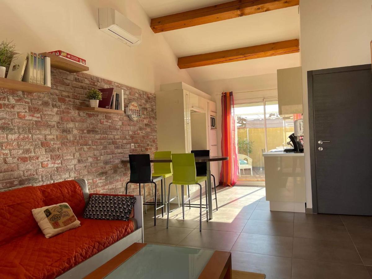 Maison F2, Neuve Au Calme Avec Jardinet La Crau Dış mekan fotoğraf