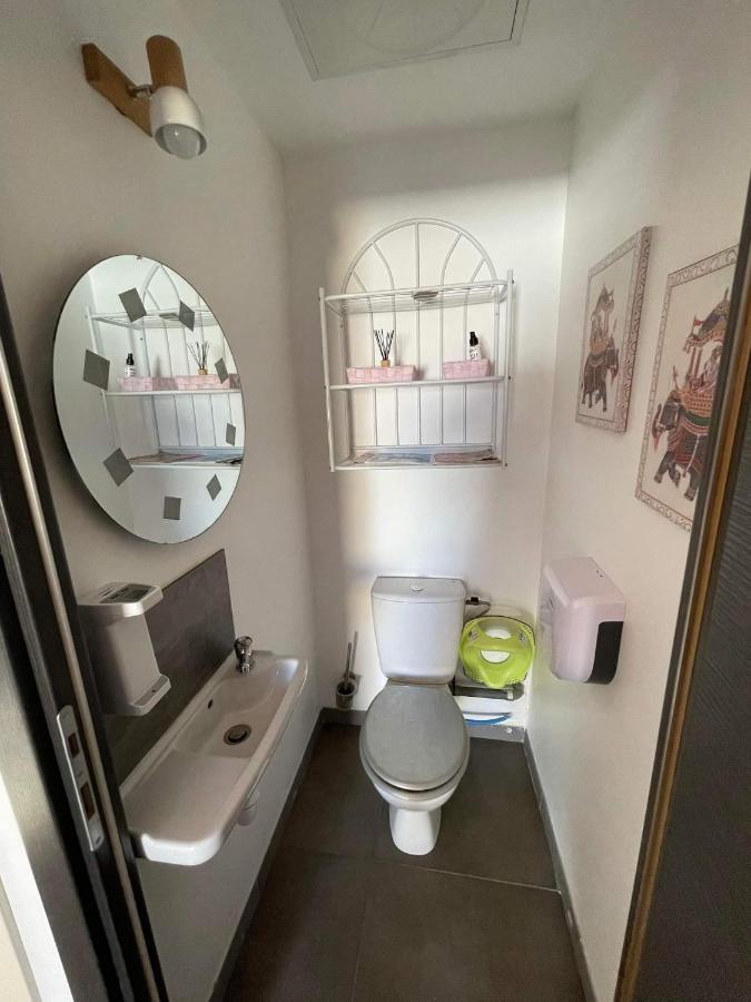 Maison F2, Neuve Au Calme Avec Jardinet La Crau Dış mekan fotoğraf