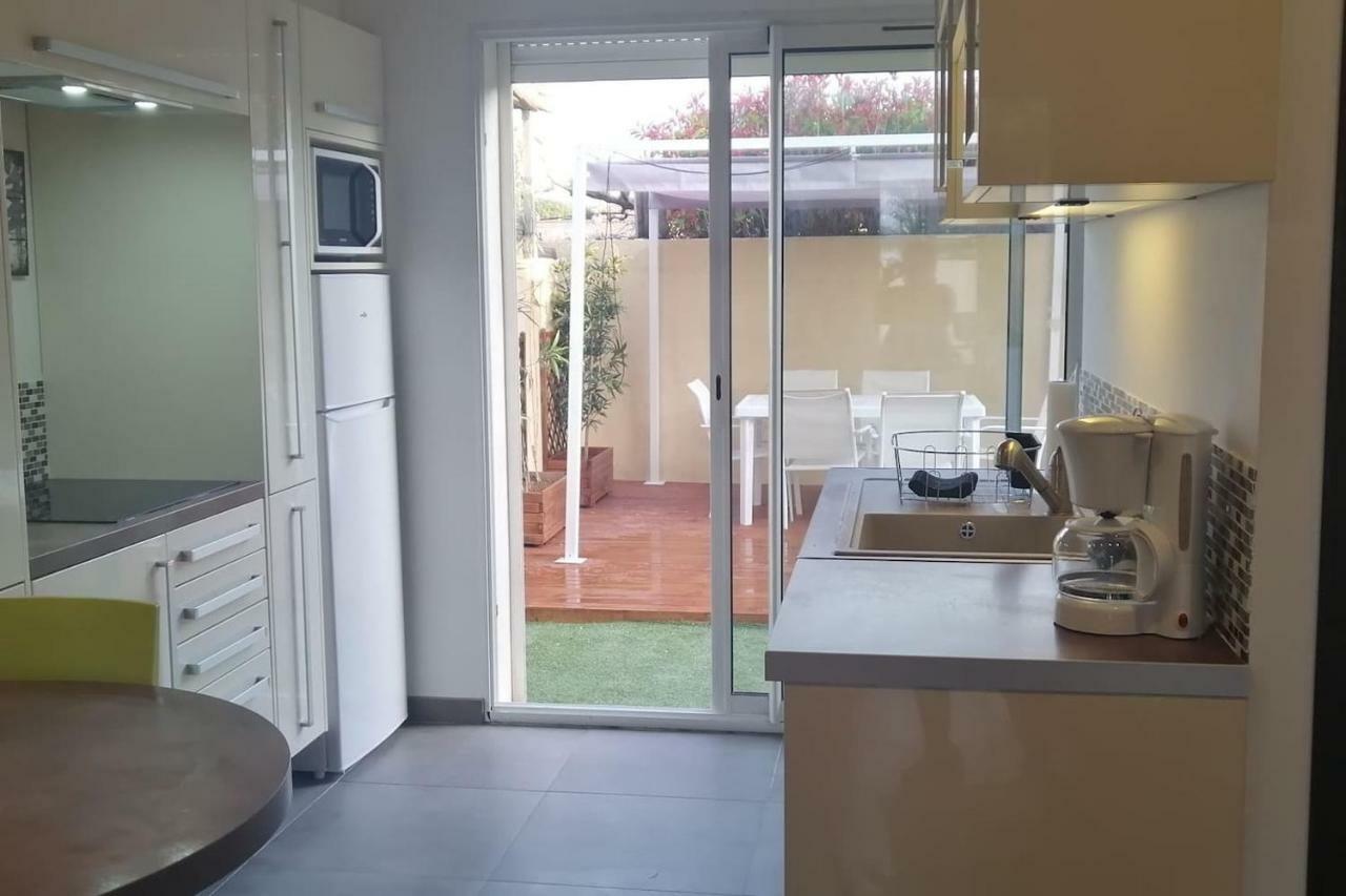 Maison F2, Neuve Au Calme Avec Jardinet La Crau Dış mekan fotoğraf